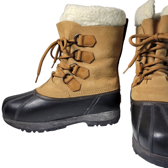 Sorel Caribou suede and rubber snow boots Size 7 main image 5